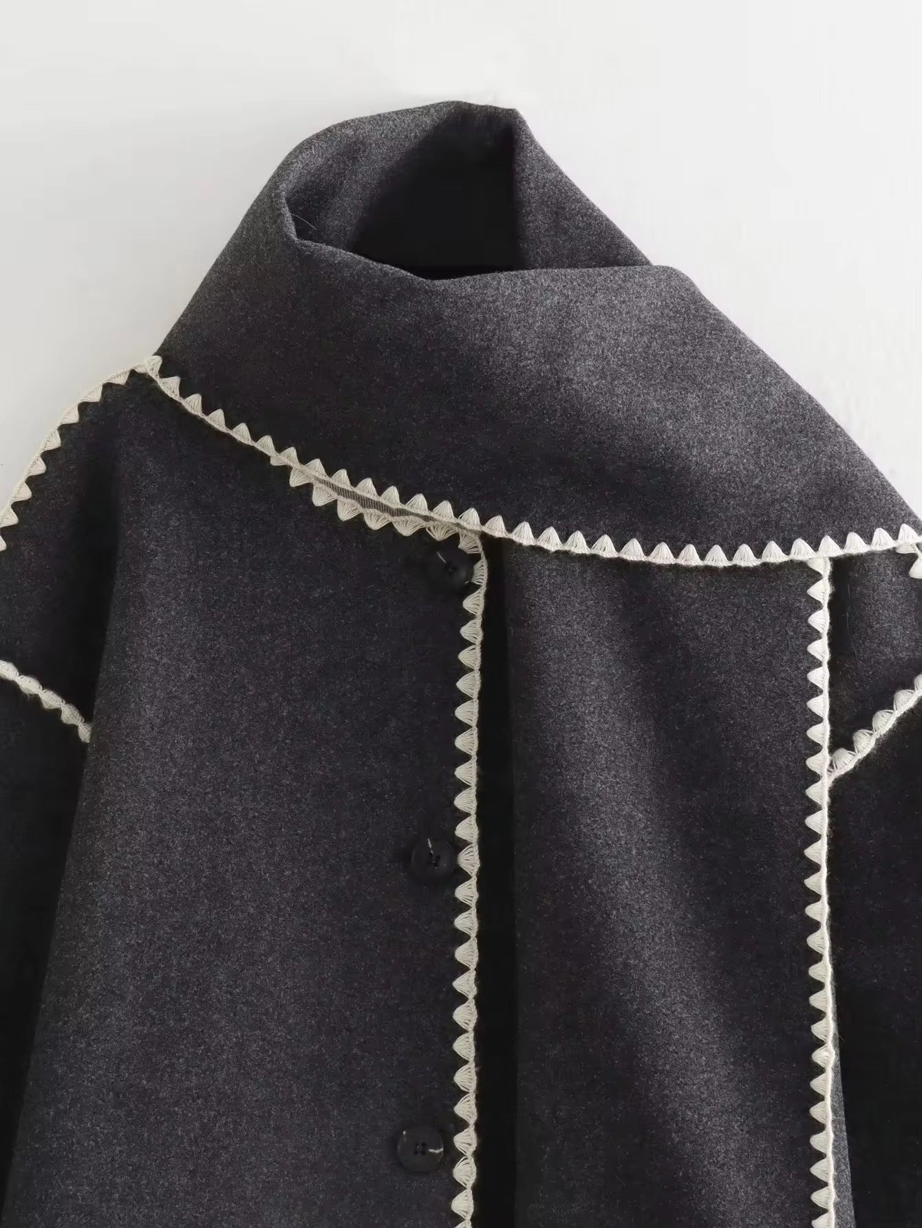 Antoinette™ -  Manteau Élégant avec Col Rond et Poches
