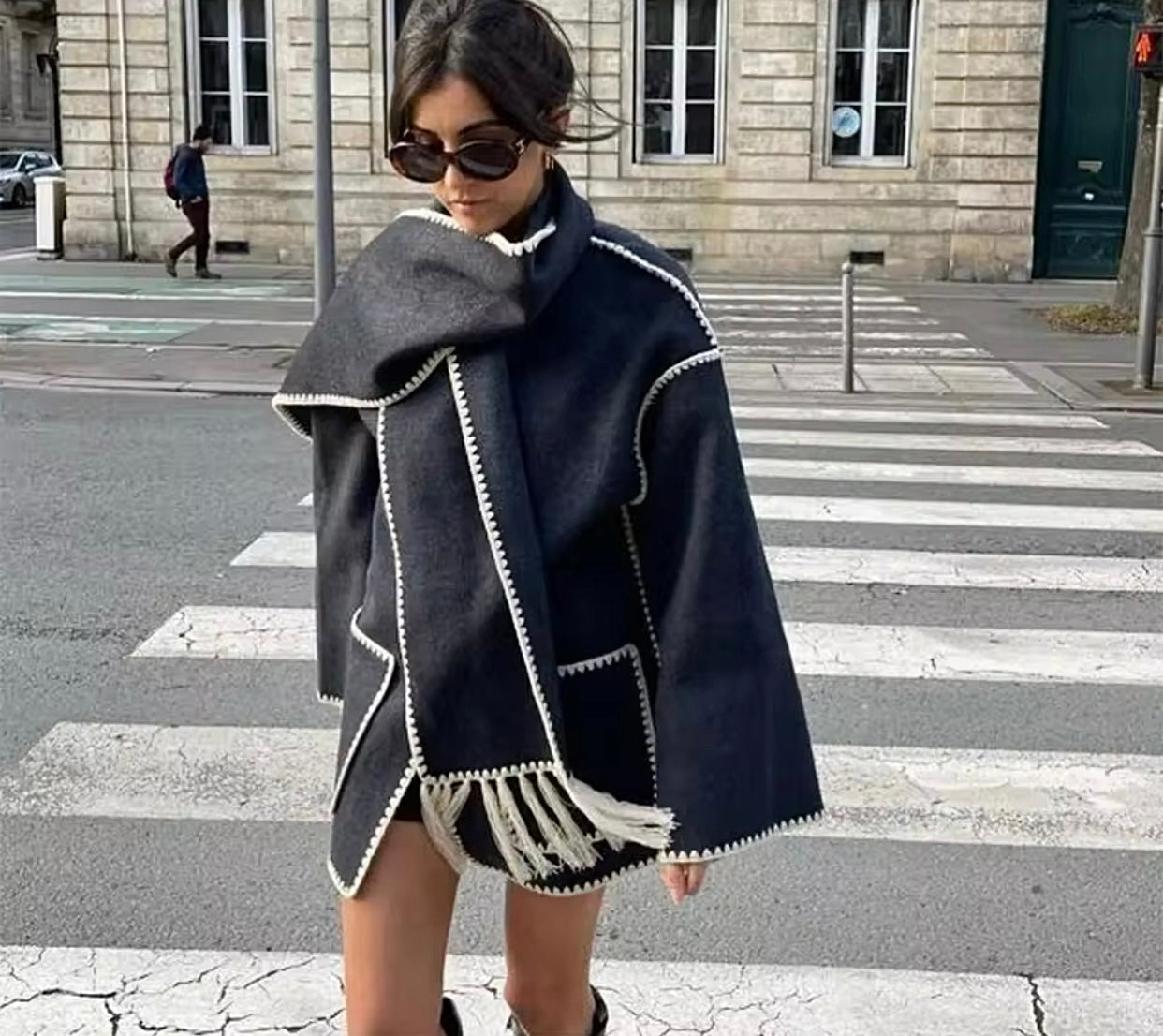 Antoinette™ -  Manteau Élégant avec Col Rond et Poches