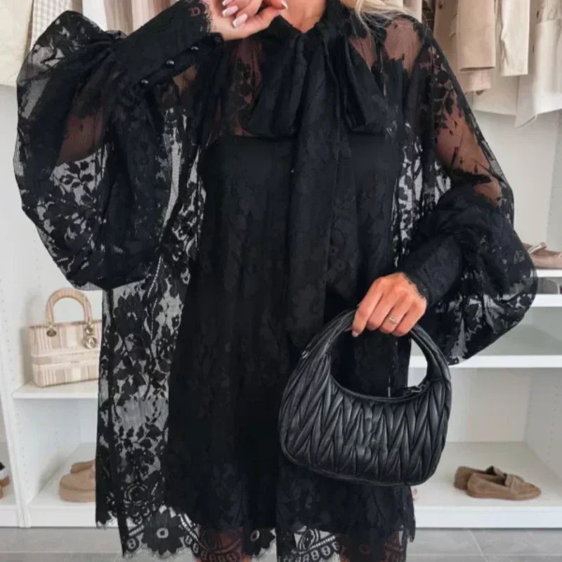 Fleur™ - Robe Mini Élégante en Dentelle avec Nœud
